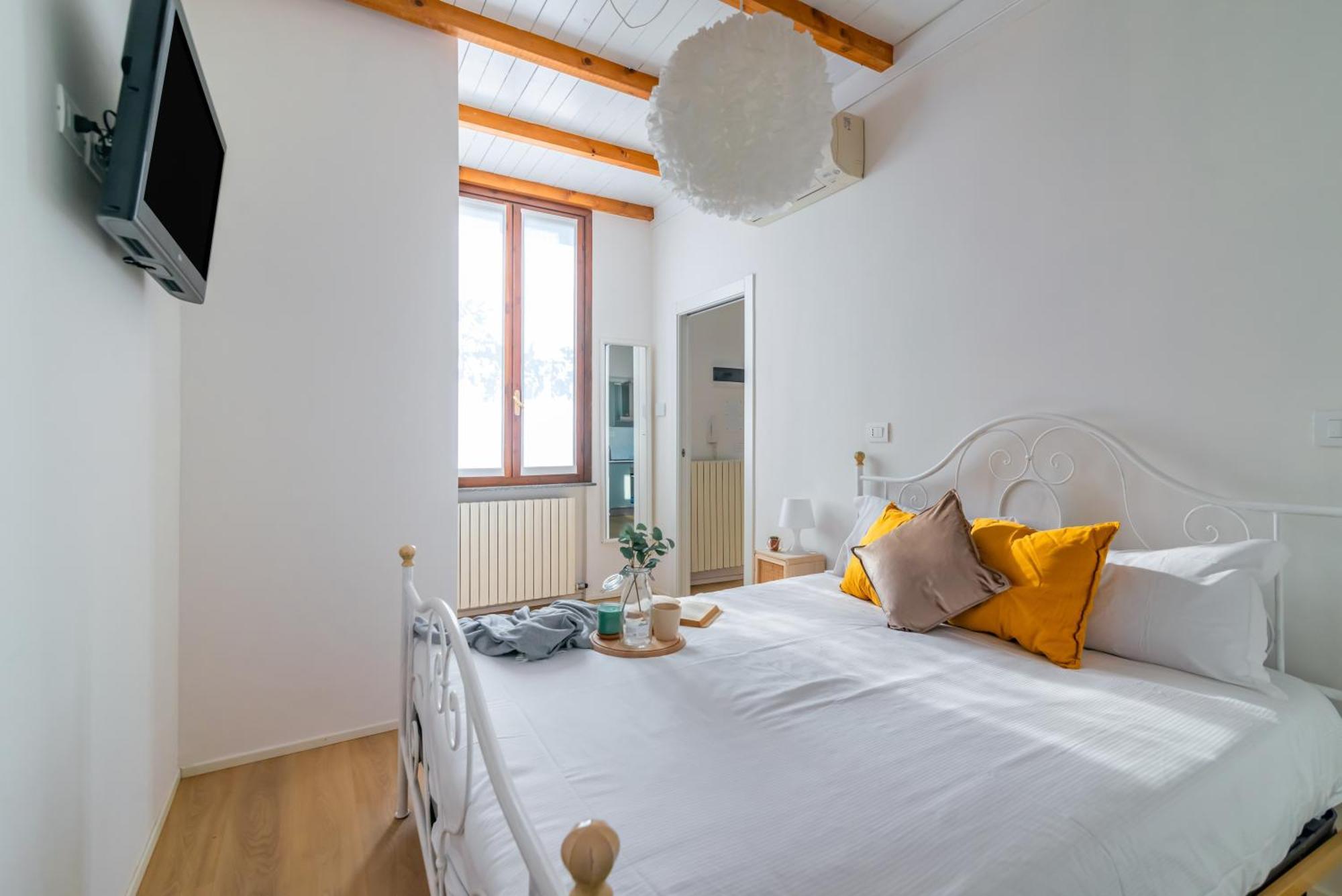 La Corte 48 - Pavia City - By Host4U 外观 照片